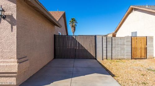 5508 73rd Ave, Glendale, AZ 85303-5214