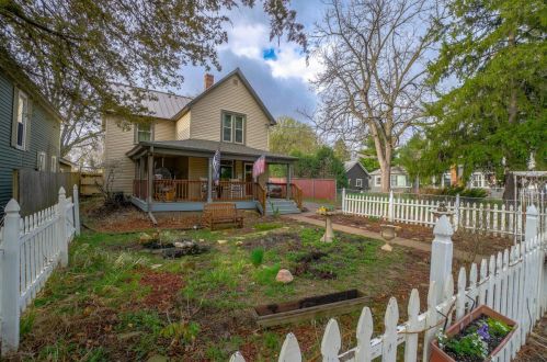 615 Churchill St, Stillwater, MN 55082-5761