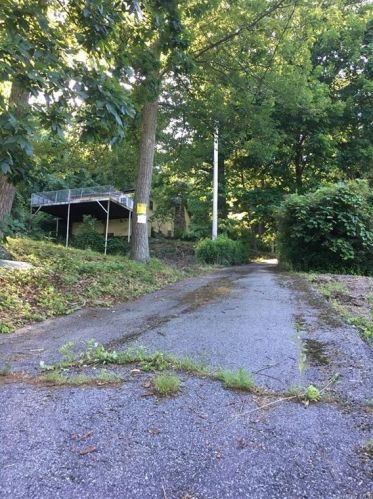 138 Brook Trl, Greenwood Lake, NY 10925-4210