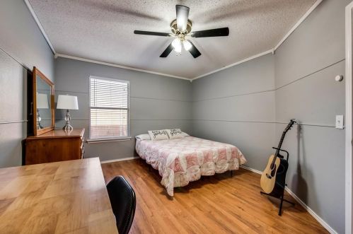 1013 Greenbend Dr, Denton TX  76210-8677 exterior