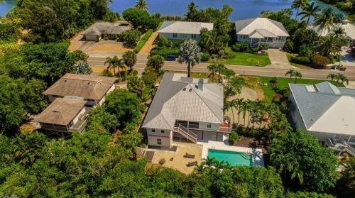 1450 Sand Castle Rd, Sanibel FL  33957-3623 exterior