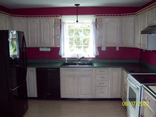 1171 Circle Dr, Latrobe, PA 15650-2705