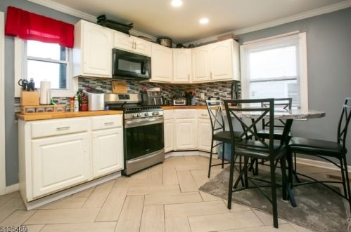 303 Windsor Ave, Westfield, NJ 07090-1529