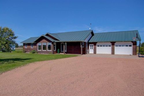 2760 Draper Rd, Dorchester, WI 54425-9620