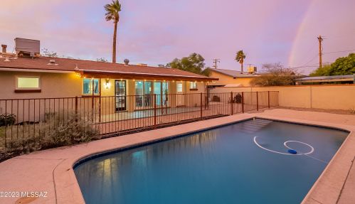 2302 8th St, Tucson, AZ 85719-5621