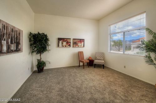 8836 Windflower Dr, Tucson, AZ 85715-5929