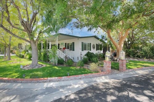 21301 Willow Weed Way, Santa Clarita, CA 91351-2331