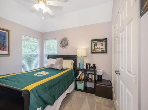 43 Knightsbridge Dr, Conroe TX 77385-3449 exterior