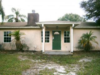 10200 120th St, Okeechobee FL  34972-7458 exterior