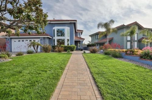 822 J St, Chula Vista CA  91910-6649 exterior