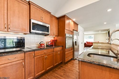 816 Broad St, Westfield NJ  07090-2020 exterior