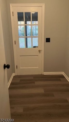 14 Ironwood Way, West Paterson NJ  07424-2019 exterior