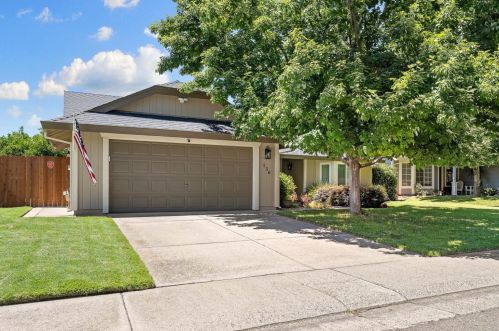 136 Bittercreek Dr, Folsom, CA 95630-2365