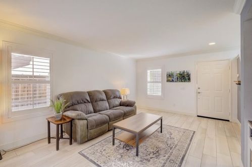 17 El Vado Dr, Trabuco Canyon, CA 92688-8504