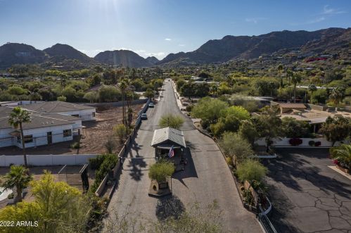 7223 Black Rock Trl, Scottsdale AZ 85253-2886 exterior