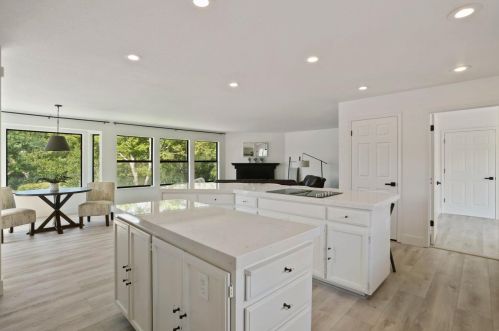 11331 Scarlet Oak Dr, Valley Home CA  95361-9542 exterior
