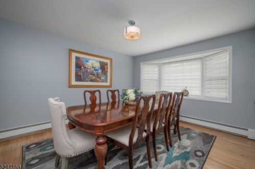 30 Friar Rd, Greystone Park NJ  07950-3022 exterior
