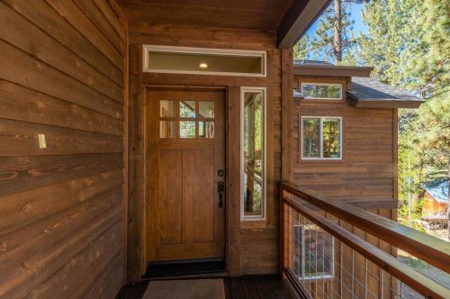 11639 Rocky Ln, Truckee CA  96161-4933 exterior