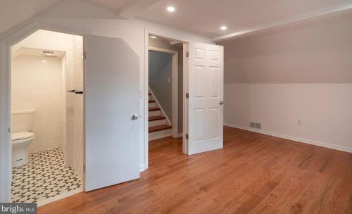 15 Cedar Hollow Rd, Paoli PA  19301-1739 exterior