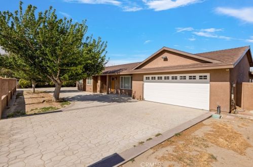 41514 154th St, Lancaster, CA 93535-7031