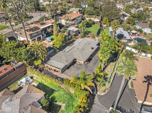 1416 Phillips St, Vista, CA 92083-7121