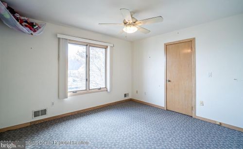 74 Moorage Ave, Berkeley Township NJ 08721-1836 exterior