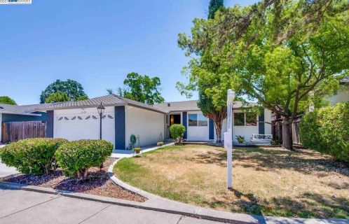 6570 Inglewood Dr, Pleasanton CA  94588-3825 exterior