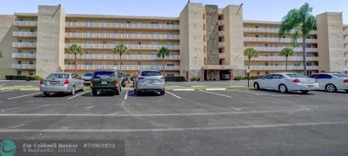 301 3rd St, Dania Beach FL  33004-4098 exterior