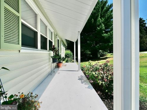 1694 Bethel Rd, Boothwyn PA  19060-2049 exterior