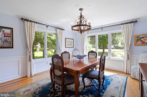 288 Huntsman Ln, Blue Bell PA  19422-2818 exterior