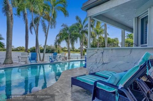 3591 177th Ave, Hollywood FL  33029-1666 exterior