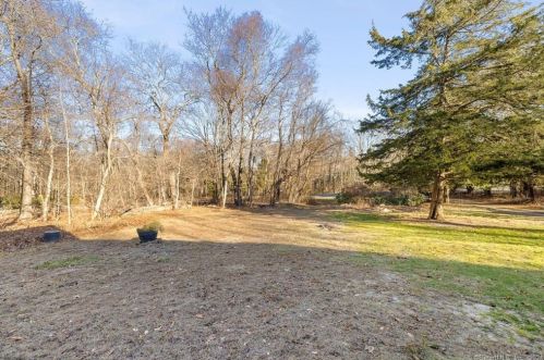 23 Cedar Hill Ln, Colchester CT  06420-4008 exterior