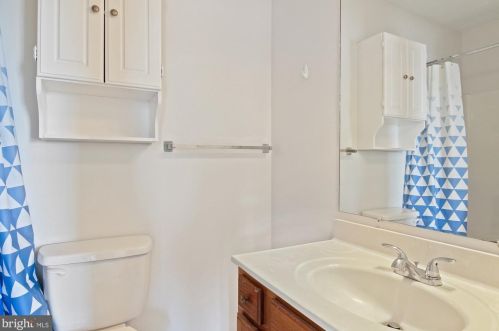 5447 Pond Rd, Harrisburg PA 17111-3765 exterior