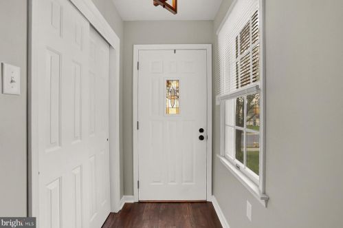 53 Windsor Way, Camp Hill, PA 17011-1754