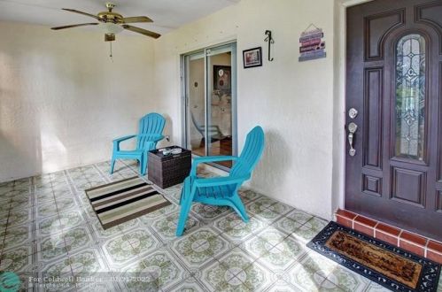 14448 Campanelli Dr, Delray Beach, FL 33484-2544