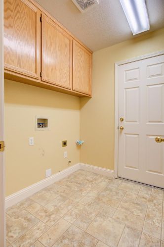 1440 Ranch House Ct, Valley Home CA  95361-8879 exterior