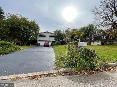 1769 Farmview Rd, Prospectville, PA 19002-2909