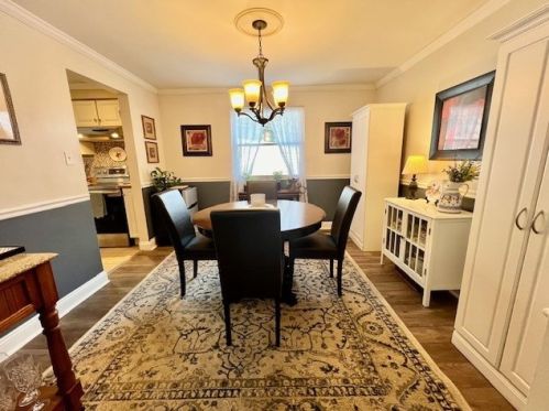 114 Oakhurst Rd, Pittsburgh PA  15215-1452 exterior