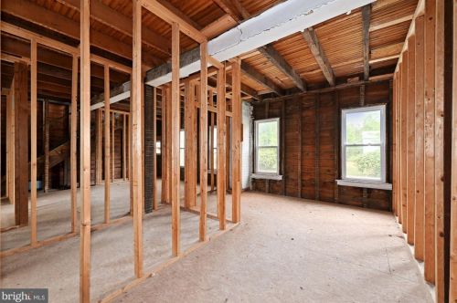 446 Billingsport Rd, West Deptford NJ  08066-2209 exterior