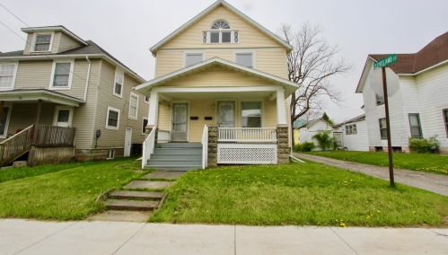493 Main St, Marion, OH 43302-2358