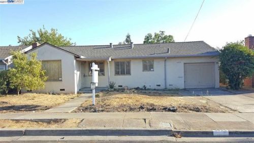 3825 Stanford Way, Livermore, CA 94550-3665