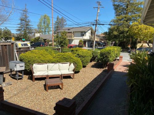 1448 Valota Rd, Redwood City CA  94061-2619 exterior