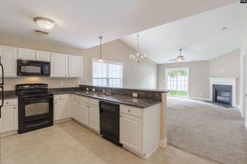 116 Harvest Glen Ln, Cayce-West Columbia SC  29169-3343 exterior