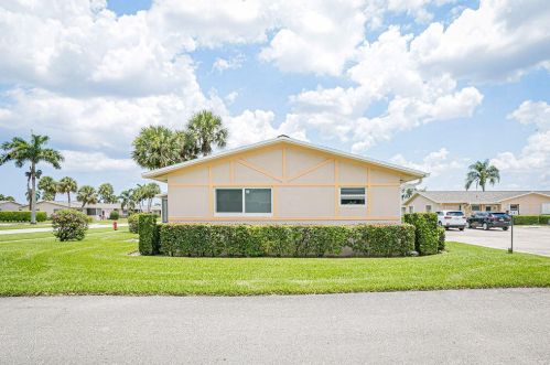 2643 Dudley Dr, West Palm Beach, FL 33415-8753