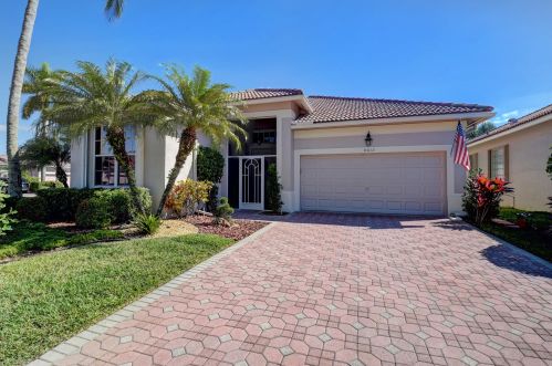 8812 Creston Ln, Boynton Beach, FL 33472-2991