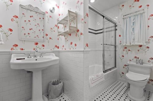 607 Poia Rd, Sewickley PA  15143-1046 exterior