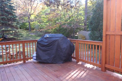 73 Sandwich Rd, Mashpee MA 02649-2222 exterior