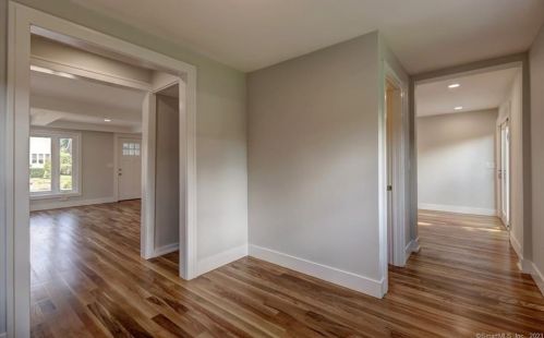 965 Broadway, Milford CT  06460-6308 exterior