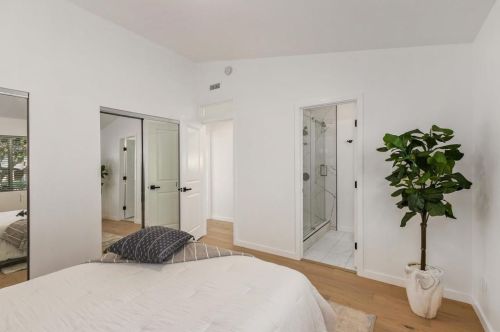 4633 Mount Armet Dr, San Diego CA  92117-4718 exterior