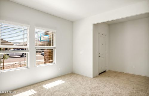 10814 Chipman Rd, Tolleson AZ  85353-4442 exterior